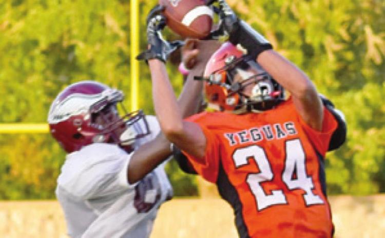 GARDNER SHIVERS makes a play for Somerville against Hearne last Friday.