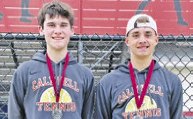 Last week at the Groesbeck Tournament, the duo won the boys’ doubles title in grand fashion, beating opponents 8-2 (first match), 8-4 (quarterfinal), 8-2 (semifinal) and 8-1 (championship).