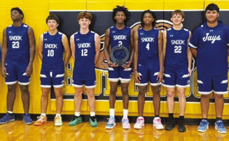 THE SNOOK BLUEJAYS took second place at the North Zulch Tournament. Team members are, from left, Jeremiah Curry, Ke’Treen Carter, Braedyn Fannin, Brent Turner, Jimmy Kearney, John Carr, Wyatt Lopez, Ramiro Martinez and Connor Gilliam.