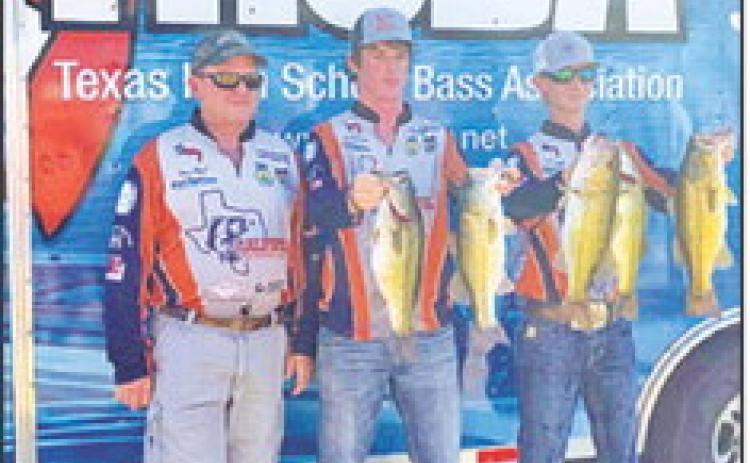 Burgess, Mowbray compete at Angler of the Year Challenge