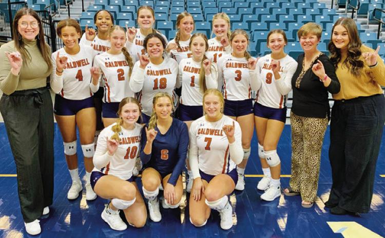 Lady Hornets advance to Area round of UIL Class 4A volleyball playoffs