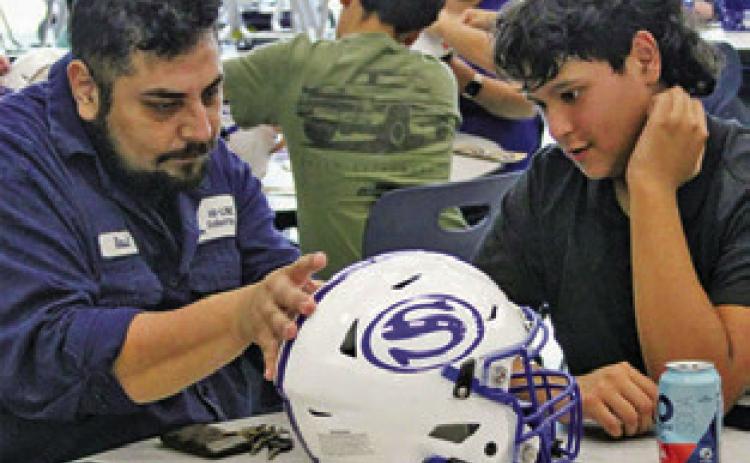 Snook football hosts ‘Helmets with Heroes’