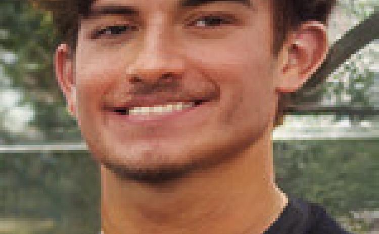 Last week, Ellis won the varsity boys race at the Dale Keen Cross Country Invitational in Cameron. His time of 15:59.57 was over 15 seconds better than the second place runner.